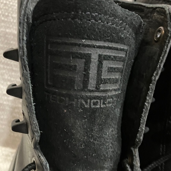 Ariat Men's size 9 wide Black laced Leather heritage kiltie Boots style 32501 - Picture 8 of 16